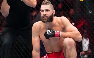 Jiri Prochazka "đập bàn" chốt siêu hợp đồng tranh đai tại UFC 327
