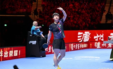 Sun Yingsha đăng quang thuyết phục, chia sẻ đầy cảm xúc sau hat-trick World Cup