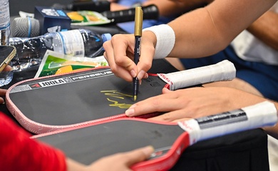 Vợt chữ ký dàn sao PPA được rao 66 triệu: Câu chuyện gây tranh cãi sau giải đấu