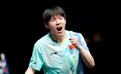 Tài năng 19 tuổi Wen Ruibo bùng nổ, giành 2 danh hiệu tại WTT Taiyuan