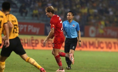 V.League và bài toán trọng tài: Sai một ly, mất niềm tin