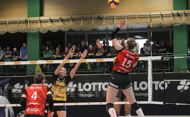 VfB Suhl LOTTO Thüringen thắng lớn, tiến gần cột mốc lịch sử tại Bundesliga