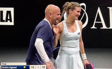 Pickleball Slam 4: Agassi – Blake vượt qua Waters – Bouchard trong màn so tài đỉnh cao