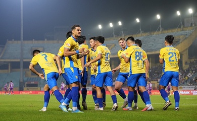 Hoàng Hên lập cú đúp, CLB Hà Nội áp sát Top 3 V.League