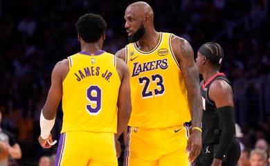 Lịch sử gọi tên: LeBron và Bronny James trở thành cặp cha con đầu tiên thi đấu tại NBA Playoffs