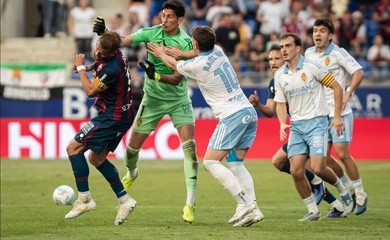 Hỗn loạn ở giải hạng 2 Tây Ban Nha: Thủ môn đấm đối thủ trong màn xô xát nghiêm trọng