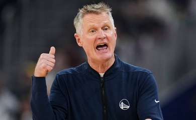 Bị đè nặng bởi áp lực, Steve Kerr cân nhắc rời ghế HLV trưởng Golden State Warriors