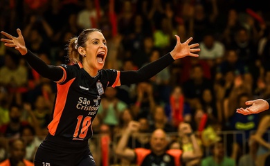 Libero huyền thoại bóng chuyền Brazil giải nghệ ở tuổi 37