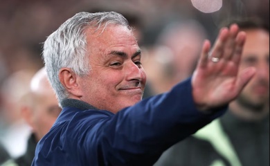 Benfica đáp trả thông tin Real Madrid muốn đưa Mourinho trở lại