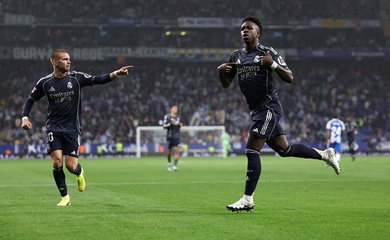 Vinicius lập cú đúp giúp Real Madrid trì hoãn màn ăn mừng chức vô địch của Barcelona