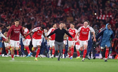 Arsenal đứng trước cơ hội giành cú đúp danh hiệu mùa này