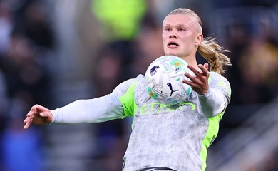 Haaland vượt qua Mbappe chiếm vị trí thứ nhì trong cuộc đua Chiếc giày vàng