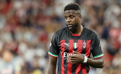 AC Milan có bao nhiêu bản hợp đồng thất bại trên thị trường chuyển nhượng sau khi giành Scudetto?