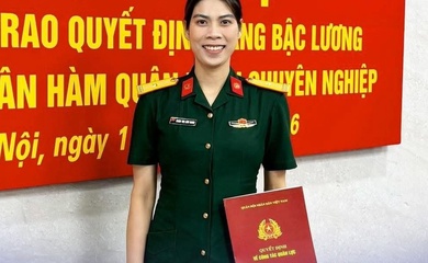 Lâm Oanh được thăng quân hàm Thiếu tá, cột mốc mới trong sự nghiệp chuyền hai hàng đầu Việt Nam