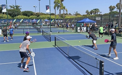 Pickleball đang chiếm lĩnh văn hóa fitness bằng công thức rất đơn giản
