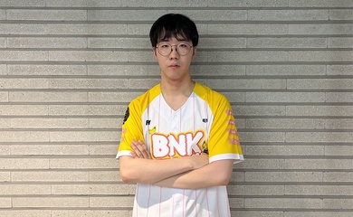 Taeyoon khiến cộng đồng LCK bùng nổ với màn ăn mừng nhắm vào Nongshim RedForce