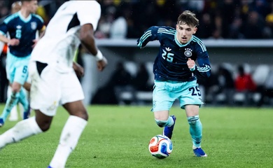 Tài năng 18 tuổi của Bayern Munich chắc suất dự World Cup 2026 cùng tuyển Đức