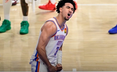 "Vũ khí dự phòng" Jared McCain tỏa sáng, OKC Thunder trừng phạt hàng thủ của San Antonio Spurs
