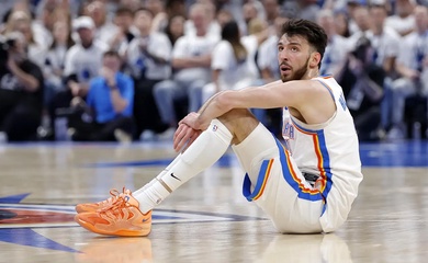 Ám ảnh trước Wembanyama khiến Chet Holmgren "tàng hình" trong trận đấu sống còn của OKC Thunder