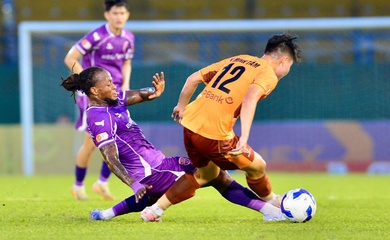 Becamex TPHCM rớt hạng và vòng xoáy thoái trào của các cựu vương V.League