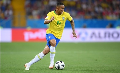 Cuộc khủng hoảng ở vị trí hậu vệ cánh của Brazil xảy ra như thế nào?