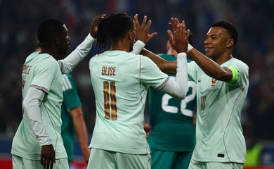 Hành động của Mbappe và Olise gây xôn xao tuyển Pháp trước World Cup