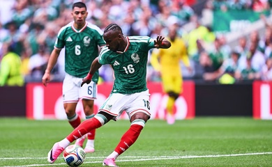 Đáp trả mọi hoài nghi, Quinones ghi dấu ấn trong chiến thắng mở màn của Mexico