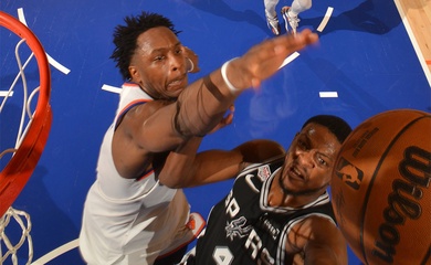 New York Knicks tạo nên màn lội ngược dòng vĩ đại nhất lịch sử NBA Finals