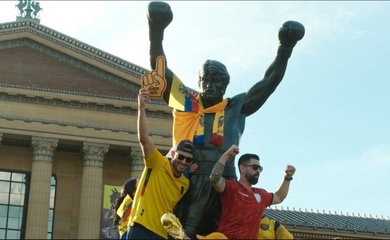 CĐV Brazil đẩy "lời nguyền tượng Rocky" sang kình địch Argentina ở World Cup