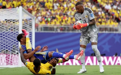 Thủ môn Eloy Room hóa người hùng, Curaçao giành điểm lịch sử tại World Cup