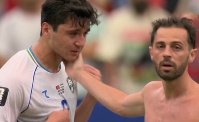 Hậu vệ Uzbekistan khóc nức nở sau màn trình diễn của Ronaldo và Bồ Đào Nha