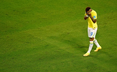 Rơi nước mắt ngày tái xuất: Neymar thi đấu trở lại cho tuyển Brazil sau 981 ngày chờ đợi
