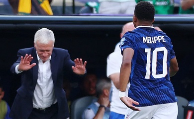 Khoảnh khắc Deschamps cúi đầu trước Mbappe gây sốt World Cup 2026