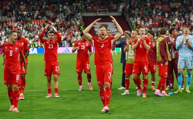 Thụy Sĩ phá dớp 88 năm, lần đầu thắng trận knock-out World Cup kể từ 1938