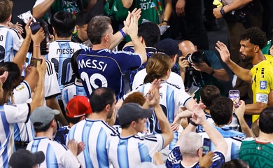 CĐV Argentina gây sốt với hành động đẹp dành cho Cape Verde