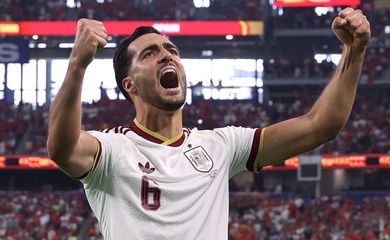 VIDEO: Bàn thắng phút bù giờ của Mikel Merino tiễn Bồ Đào Nha về nước