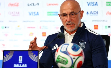 HLV Luis de la Fuente ca ngợi sự thay người chiến thuật mang về vé tứ kết