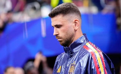 Ronaldo bất lực, Unai Simon lập kỷ lục vô tiền khoáng hậu ở World Cup