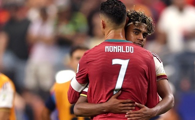 Hành động của Yamal dành cho Ronaldo, người bật khóc sau khi Bồ Đào Nha bị loại