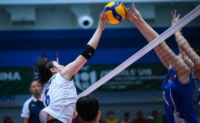Tặng Nhật Bản cơn mưa block, ĐKVĐ Trung Quốc vào chung kết U18 châu Á