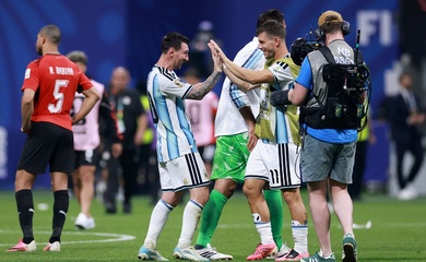 VIDEO: Bàn thắng san bằng tỷ số 2-2 của Messi cho Argentina trước Ai Cập 