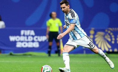 21 năm khoác áo Argentina, Lionel Messi lần đầu chạm trán tuyển Anh