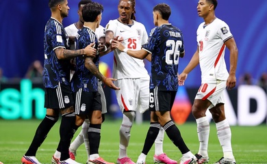 Báo Pháp nghi ngờ Argentina chơi bạo lực, nhưng số liệu FIFA nói điều ngược lại