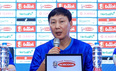 HLV Kim Sang Sik: Hàng công tuyển Việt Nam mạnh hơn khi có thêm Tài Lộc