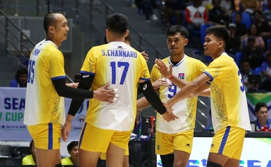Campuchia thắng sốc Thái Lan, lần đầu tiên vào chung kết SEA V Cup