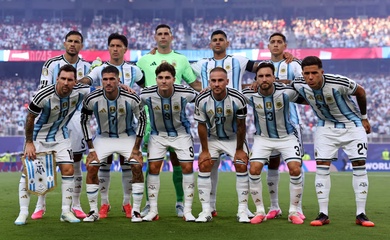 Argentina tái lập kỷ lục của Brazil trong trận chung kết World Cup