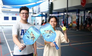 Học sinh trường quốc tế thích thú trải nghiệm vợt Pickleball DIADEM 