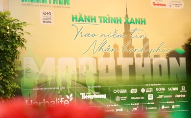 Tiền Phong Half Marathon 2025: "Hành Trình Xanh" sôi động khởi tranh tại TPHCM lần đầu tiên