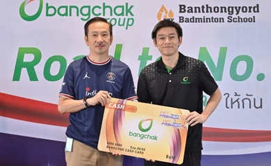 Bangchak tôn vinh tay vợt cầu lông số 1 thế giới của Thái Lan Kunlavut Vitidsarn