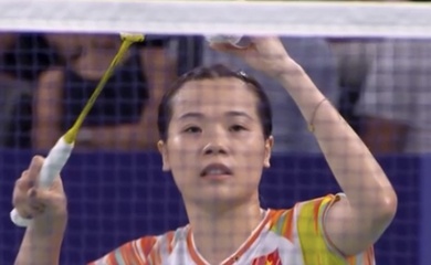 Nguyễn Thùy Linh thắng nhanh Tiffany Ho ở vòng bảng cầu lông Olympic Paris 2024